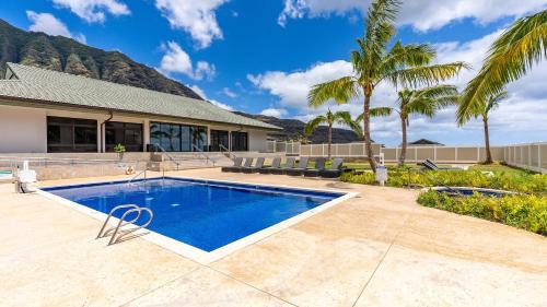 Makaha Valley House | Pakele Oahu by AvantStay 5 Min to Makaha Beach