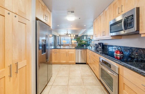 Kahana Condo | Sept Deal @ 395/night-Ocean views,remodeled! SK272 Sullivan