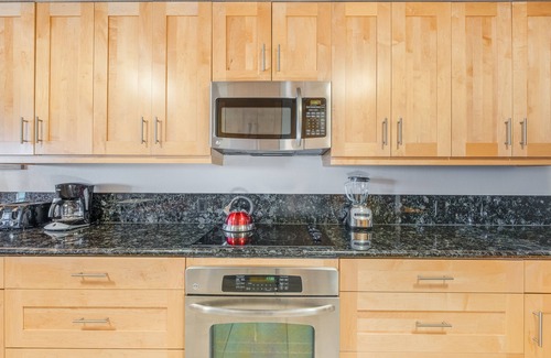 Kahana Condo | Sept Deal @ 395/night-Ocean views,remodeled! SK272 Sullivan