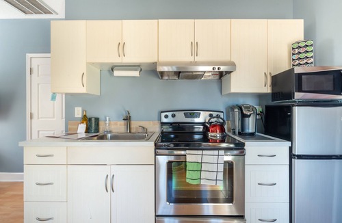 St. Augustine Historic District Apartment | 1880 Victorian In Heart of Downtown