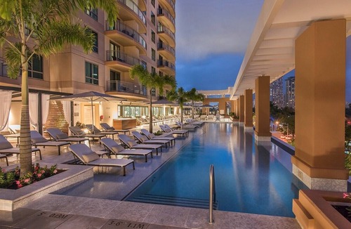 Waikiki Apartment | 2 Bed, 2 Bath Ocean View – Grand Islander HGVC Hawaiian Village