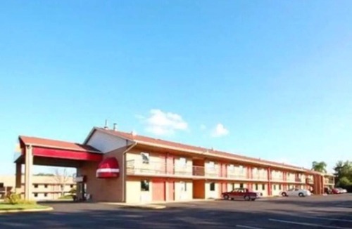 Richburg Hotel | 2 Convenient rooms equipped with practical, essential features for your comfort