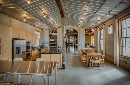 Three Oaks House | (2 Nt Min!) Colossal Loft in Three Oaks.