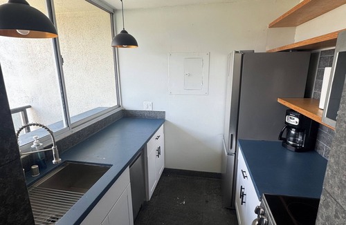 Waikiki Condo | 21FL Studio Condo in the heart of Waikiki with free parking