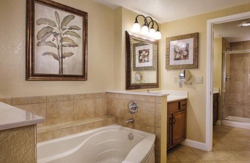 Lake Buena Vista Resort | 2BR-Dlx Inside Disney Gates-5 Pools, 2 Lazy Rivers, SPLASH pad, Mini Golf & More