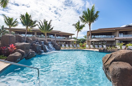 Honokowai Villa | 3 bedroom 3 bath Luana Villa Oceanfront Resort Pool view Ground Floor