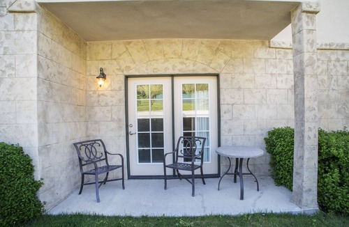 Midway Villa | 3BR-Midway ~Pool, Hot Spring, Spa Villa 1041-3