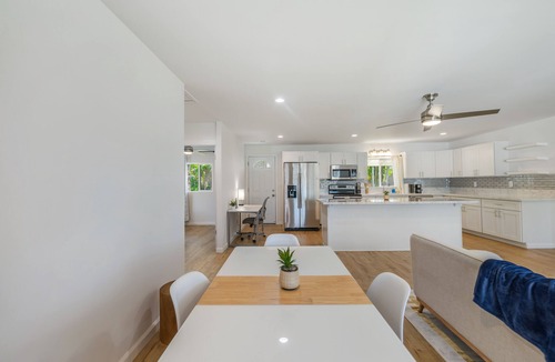 Wahiawa House | 4BR Wahiawa - Upto 8, WiFi, AC + Beach, Surf, Hike