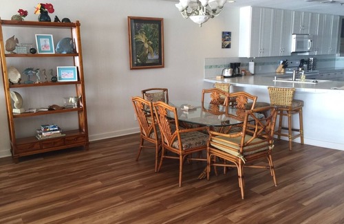 Kahana Condo | 5th Floor Oceanfront-Great Reviews-1 of the biggest condos on Maui-AC-Sleeps 10+