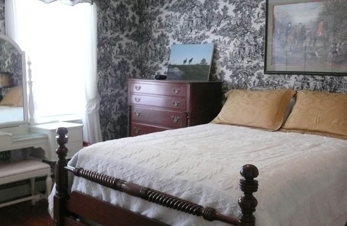West Dover Other | 6 Bedrooms/3 Baths Farmhouse-Wilmington-Mount Snow