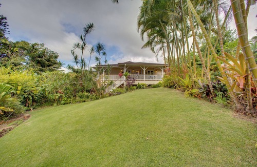 Holualoa Apartment | 8 Mi to Magic Sands Beach: Tranquil Home w/Lanai!