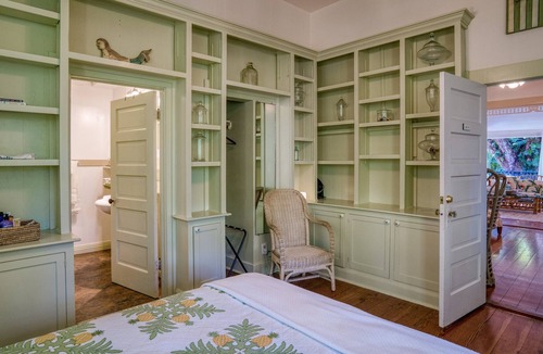 Pauwela Bed & Breakfast | A House of Healing for over 150 years!