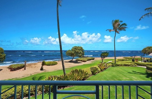 Wailua Condo | A206 - Oceanfront Luxury Comfort with Ocean Views in Every Room AC, Pool, & Spa
