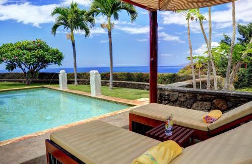 Historic Lahaina Front Street House | Aloha Spirit Maui