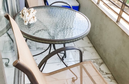 Waikiki Apartment | Amazing Diamond Head and Ocean Views, Prime Location-Free High Speed Wifi