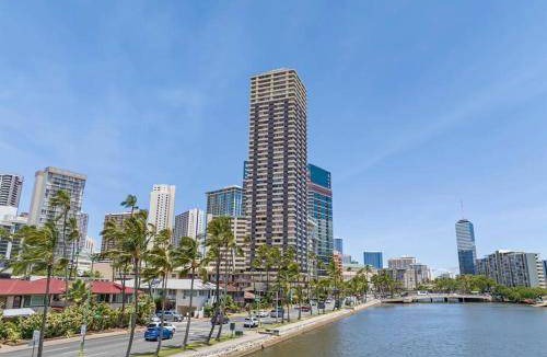 McCully - Moiliili Apartment | Apartment ∙ 2 bedrooms ∙ 7 guests