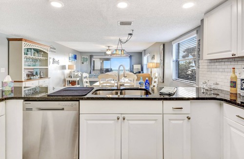 Madeira Beach Condo | AUGUST RATES LOWERED! BEACH LOUNGES AND UMBRELLA SERVICE INCLUDED!