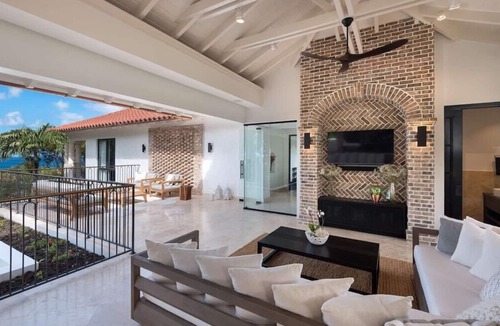 Kaneohe House | Bayside Haven- Pool and Hot Tub