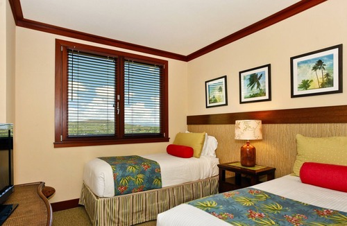Ko Olina Villa | Beach Villa Penthouse 2 Bed, 2 Bath Oceanview (O-1004)