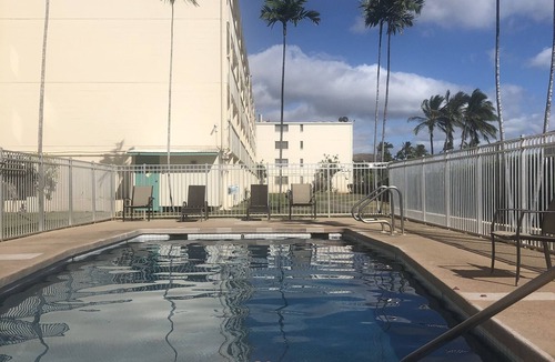 Makaha Condo | Beachfront simplicity away from touristy crowds