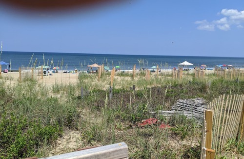 Kill Devil Hills Apartment | Beautiful Ocean Front Studio with direct beach and access to a deck.