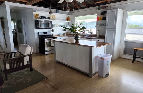 Ewa House | Beautiful Oceanfront Home - Fantastic Views of Waikiki and Diamond Head!