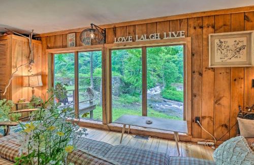 New Marlborough House | Berkshire Riverfront Ski Cabin: Close to Hiking!