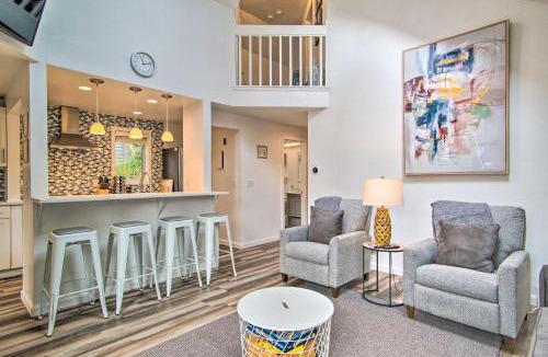Mews Village House | Bright, Coastal Mashpee Condo Near the Commons