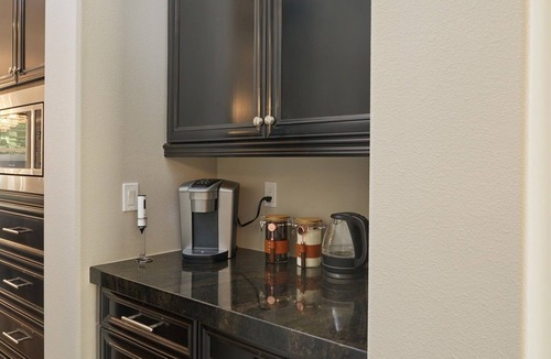 Carlsbad House | Carlsbad Oasis, Luxe 6BR with Casita. Pool, Spa, Outdoor Dining, Close to Beach