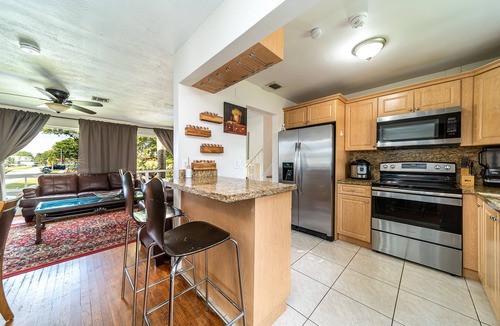 Pembroke Pines Villa | Charming & Large Pool Home 6