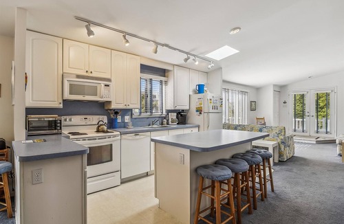 South Bethany House | Charming Oceanside Saltbox Style Home in Bethany Beach!
