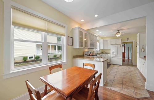Grandview Heights House | Classic Charm on Ashland For 8