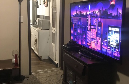 Payne - Phalen Apartment | Come To This Cozy Little Getaway, Home Away From Home