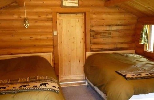 Cooke City-Silver Gate Cabin | Comfortable Cabin next to Yellowstone National Park