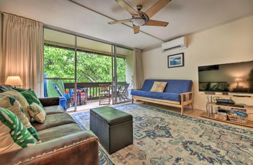 Napili Apartment | Comfy Tropical Condo with Pool - Walk to Beach!