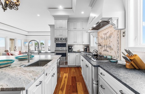 Indian Pass House | Copper Cove: Unique Beachfront Home with Hot Tub and Huge Kitchen. Sleeps 16!