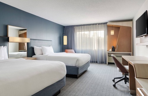 Suwanee Hotel | Courtyard Suwanee by Marriott