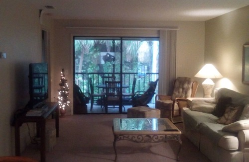 Pinellas Point Condo | Cozy 2-bedroom condo in enjoyable St. Petersburg with AC, fitness room