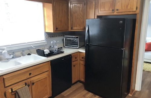 Sandtown Other | Cozy Farmhouse near Atlanta's Airport!