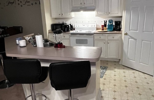 Austell Apartment | Cozy pace to call home ,short and long stays welcome. Long stays are discounted