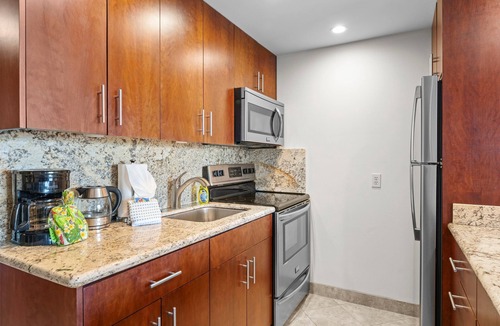 Historic Lahaina Front Street Apartment | Cozy Studio with Panoramic Pacific Ocean & Island Views