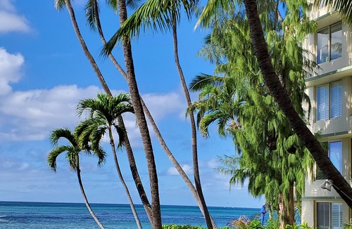 Diamond Head - Kapahulu - St. Louis Condo | Diamond head charmer