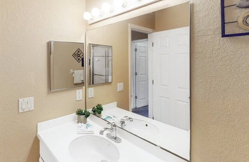 Bahama Bay Villa | Disney Area Key West Like Resort * Pools * Hot Tubs * Splash Pad *