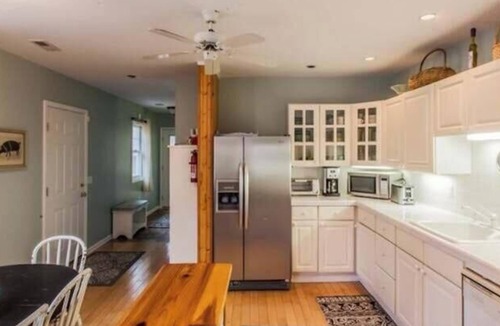 Harbert House | Dog-friendly home w/private heated pool, free WiFi, gas grill, & washer/dryer