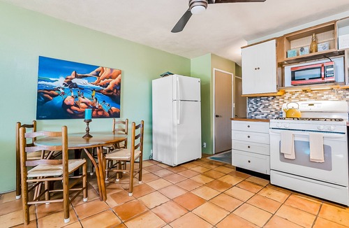Ualapue Apartment | Dreamy oceanfront resort condo with pool, tennis courts, & beach access