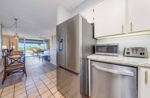 Kaanapali Condo | EL K203 2BD Condo w AC Pool Beach Cabana