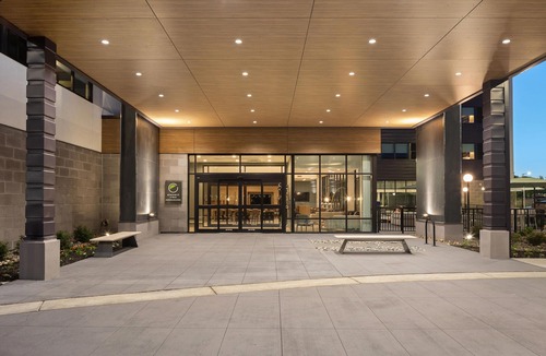 South Loop Hotel | Element by Marriott Bloomington Mall of America