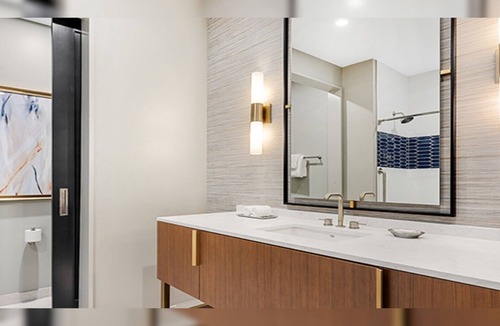 Castleberry Hill Resort | Elevate Your Escape with Wyndham Atlanta – 1 Bedroom Presidential