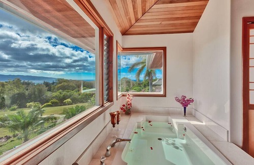 Pupukea House | Enjoy this Lovely Tropical Paradise!