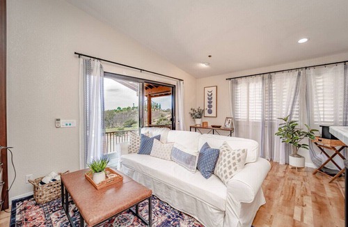 Rainbow CDP House | Estrada Ranch Hideaway